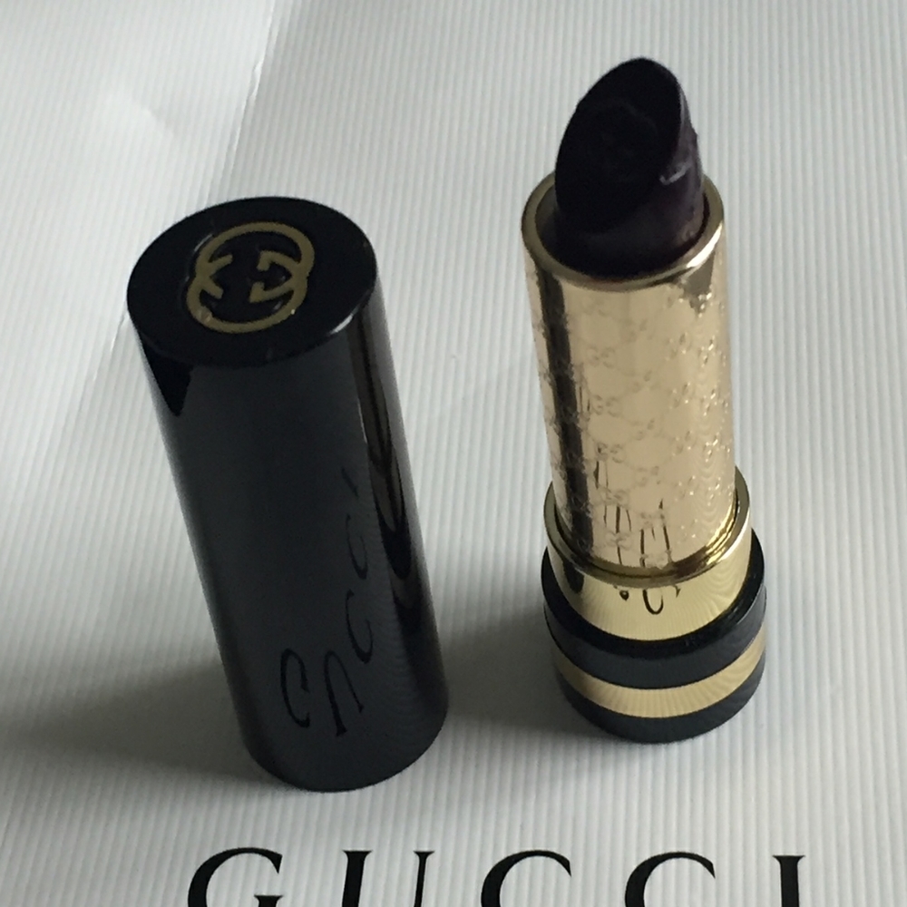 Gucci Authentic Makeup